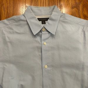 Banana Republic Classic Fit dress shirt with thin blue stripes